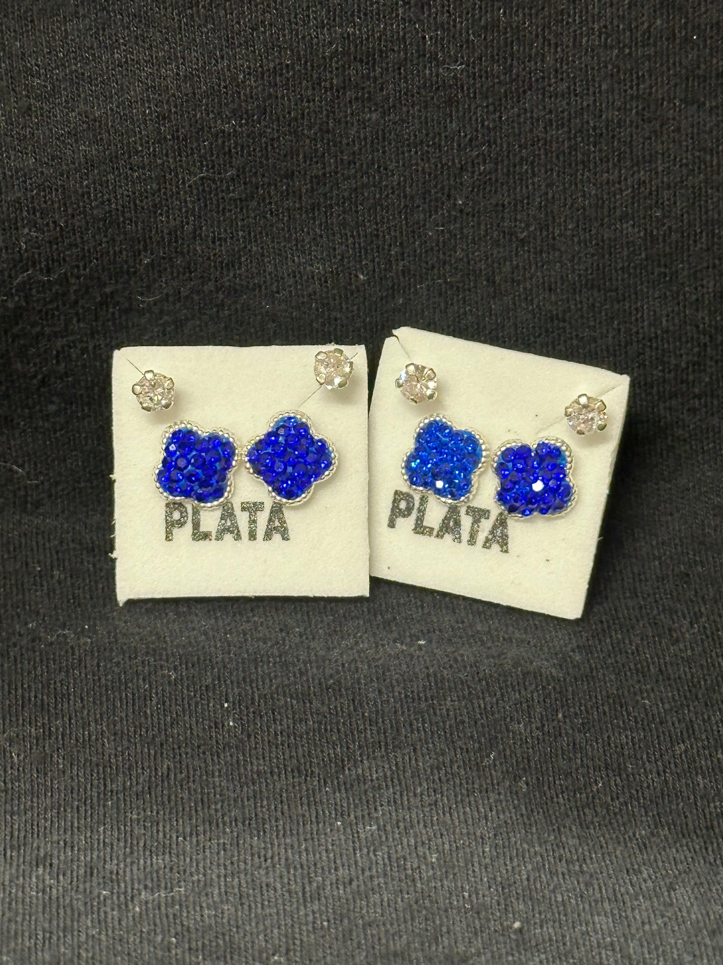 Blue flower gem earrings